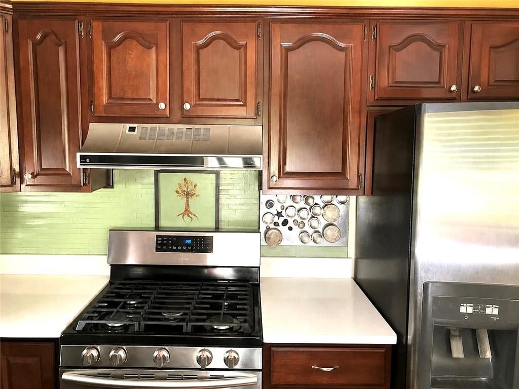 Photo of 1212 Lake Road, Liberty, MO 64068 (MLS # 2616544)