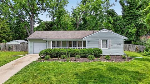Photo of 8427 England Street, Overland Park, KS 66212 (MLS # 2628071)