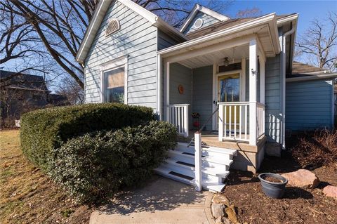 2304 Maple Avenue, Leavenworth, KS 66048 - MLS#: 2602523