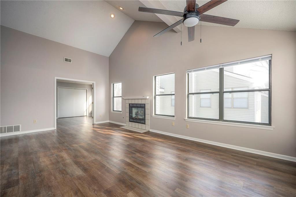 8848 W 106th Terrace