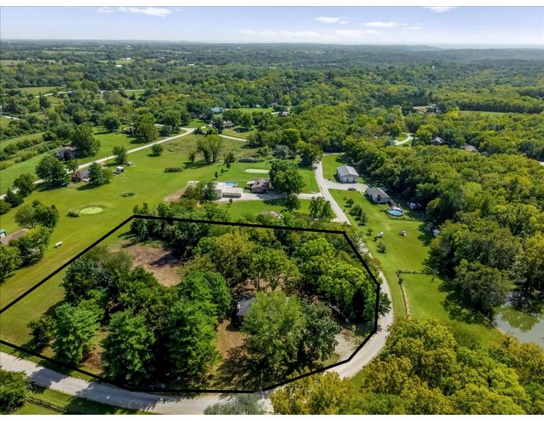 Photo of 33251 Koala Circle, Excelsior Springs, MO 64024 (MLS # 2643008)