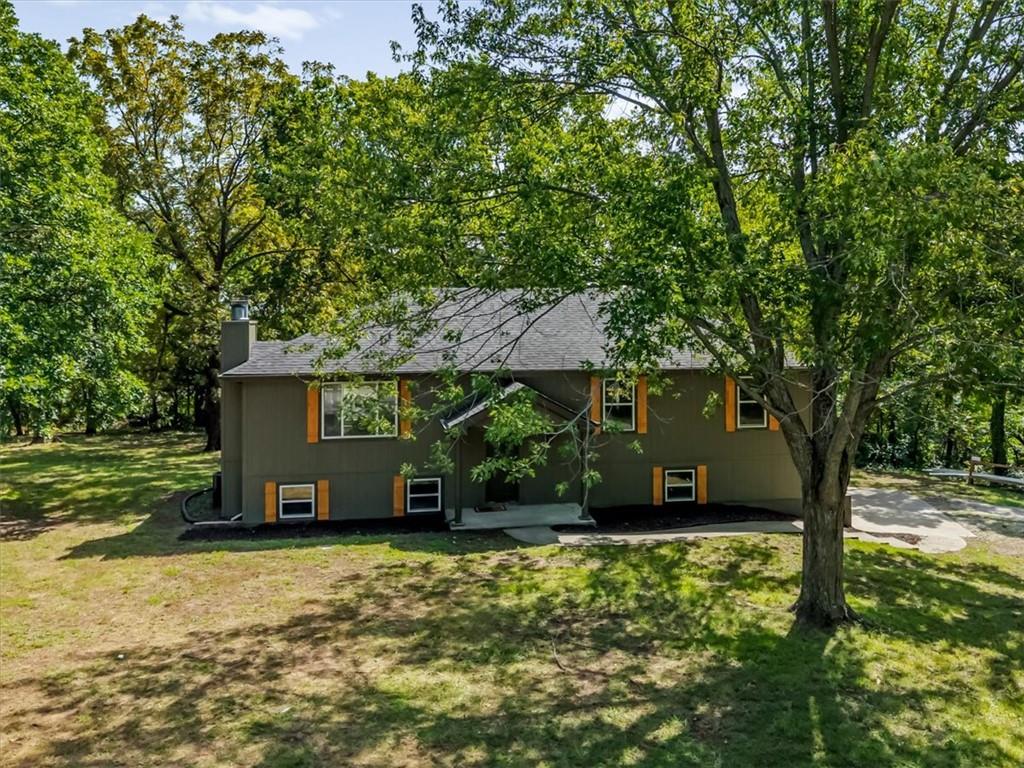 Photo of 33251 Koala Circle, Excelsior Springs, MO 64024 (MLS # 2643008)