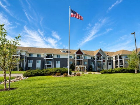 Photo of 2651 NW Barry Road #301, Kansas City, MO 64154 (MLS # 2635412)