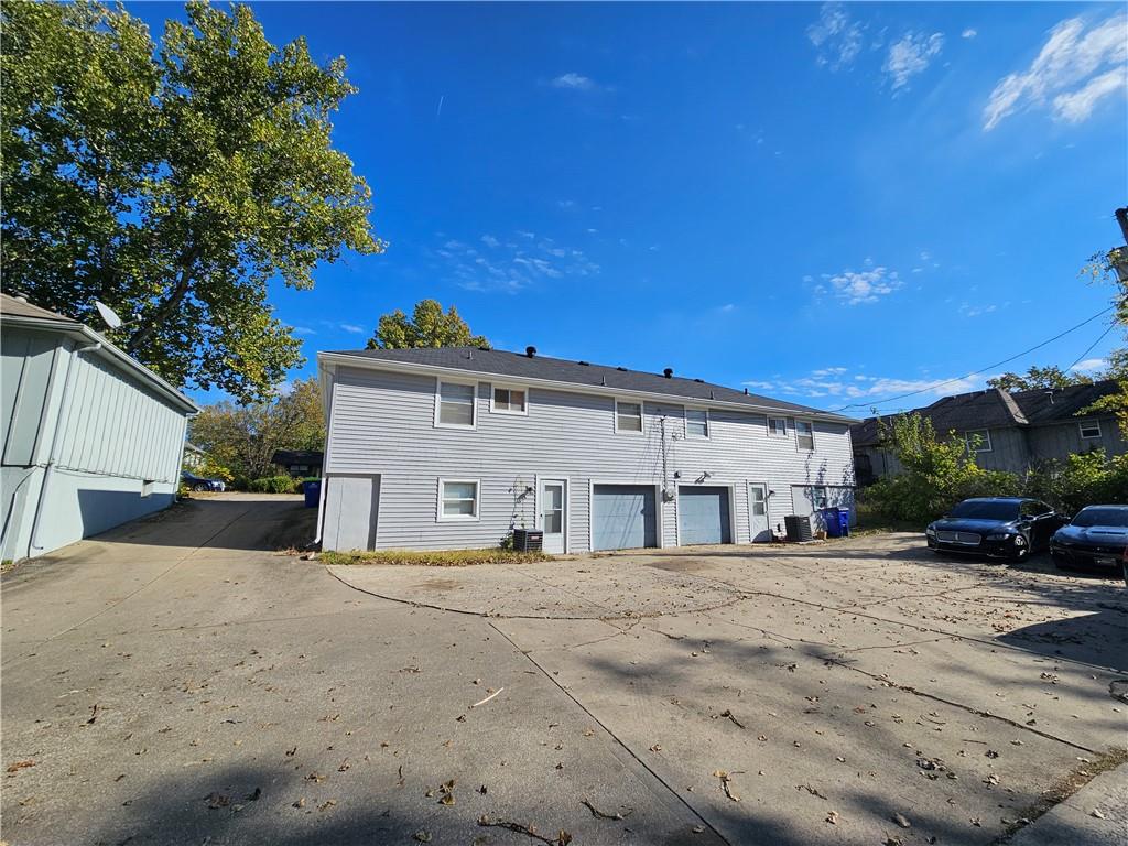 8404-8406 Sterling Avenue