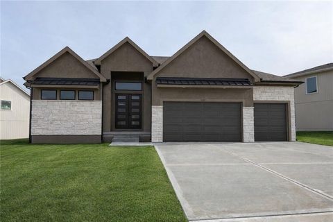 11351 S Emerald Street, Olathe, KS 66061 - MLS#: 2570302