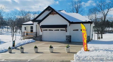 1504 SW Stonewall Drive, Oak Grove, MO 64075 - #: 2494230