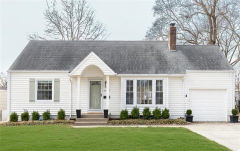 4407 W 69th Terrace Prairie Village KS 66208