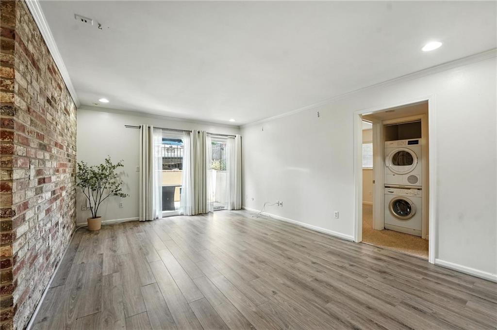 5010 Baltimore Avenue 106