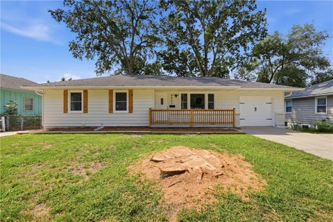 Photo of 8607 E 83rd Street, Raytown, MO 64138 (MLS # 2638724)