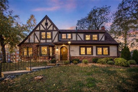 801 Valentine Road, Kansas City, MO 64111 - MLS#: 2587737