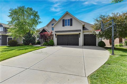 Photo of 11500 W 166TH Street, Overland Park, KS 66221 (MLS # 2584586) Photo of 11500 W 166TH Street, Overland Park, KS 66221 (MLS # 2584586)