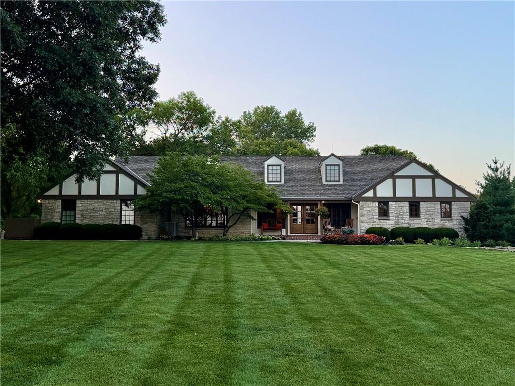 3906 W 143rd Street