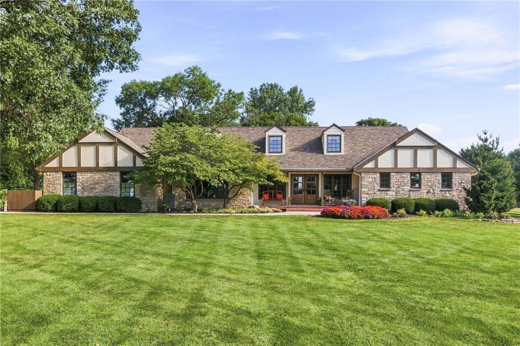 3906 W 143rd Street