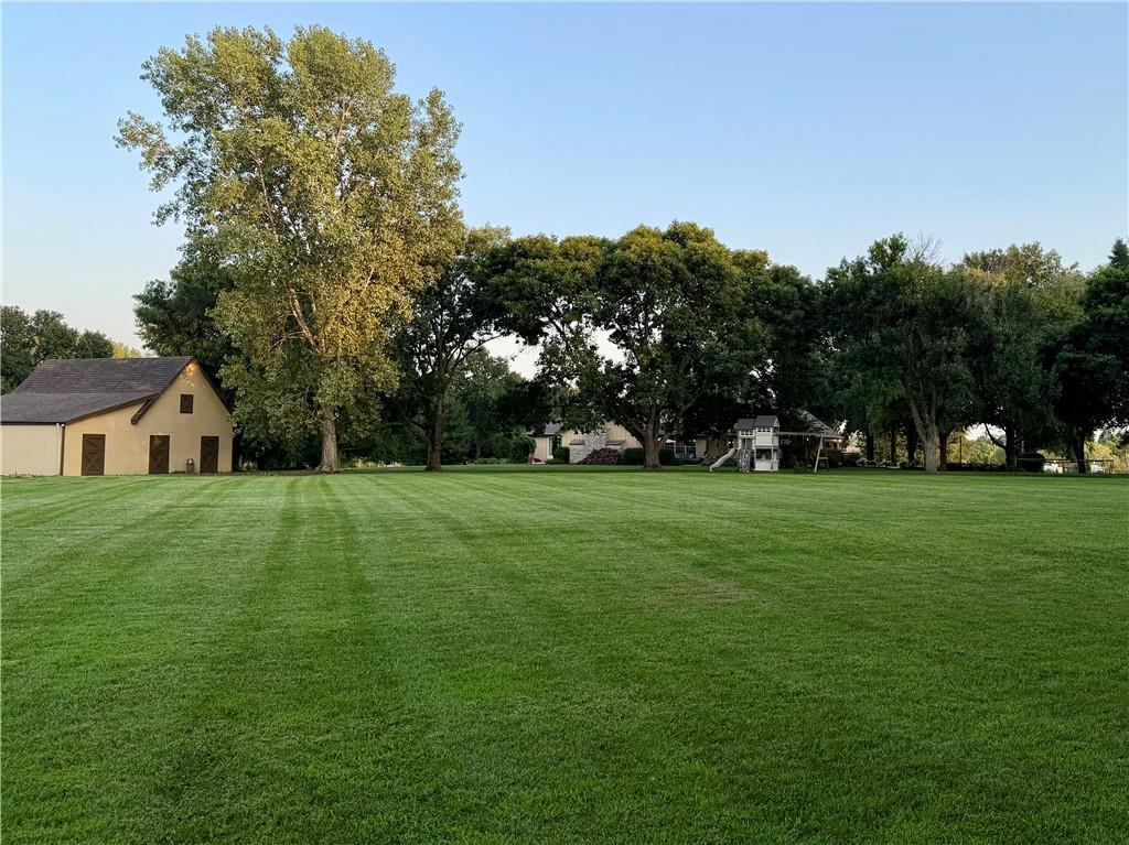 3906 W 143rd Street
