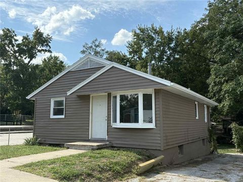 7040 Agnes Avenue, Kansas City, MO 64132 - #: 2577386