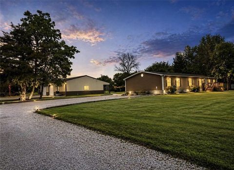 Photo of 543 S 5th Street, Wheeling, MO 64688 (MLS # 2617687)