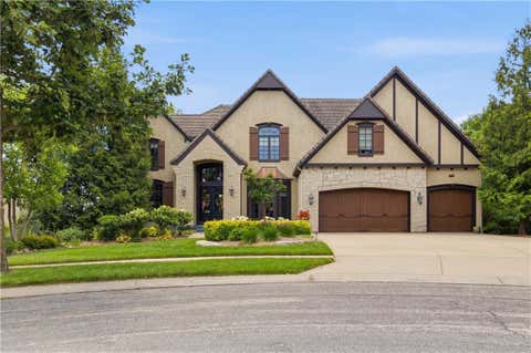 Photo of 12715 W 160th Terrace, Overland Park, KS 66221 (MLS # 2638738)