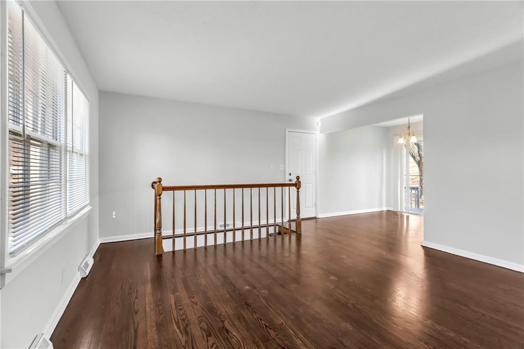 6215 N Garfield Street