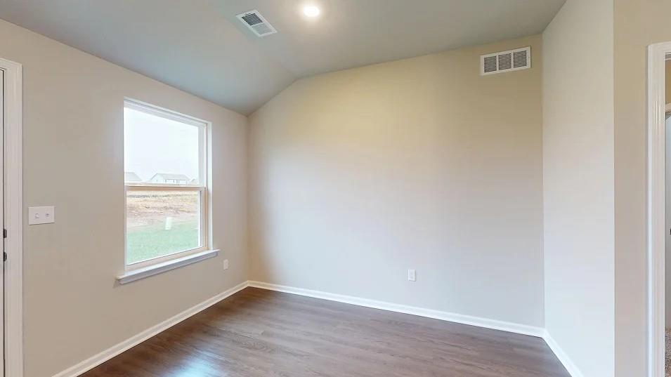 534 W Bluebird Street