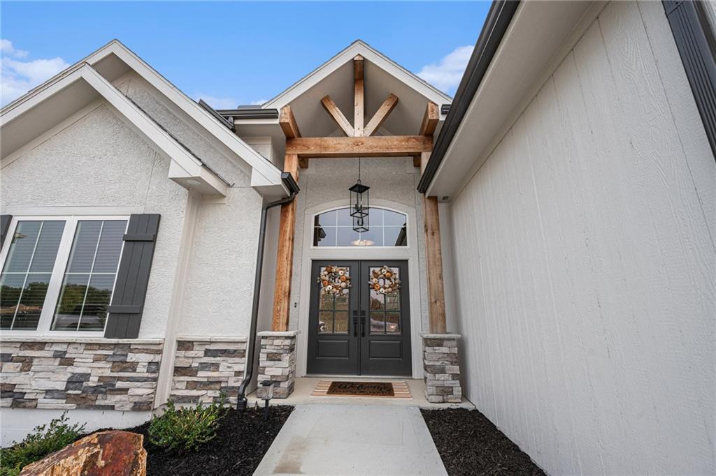 15447 W 168th Place