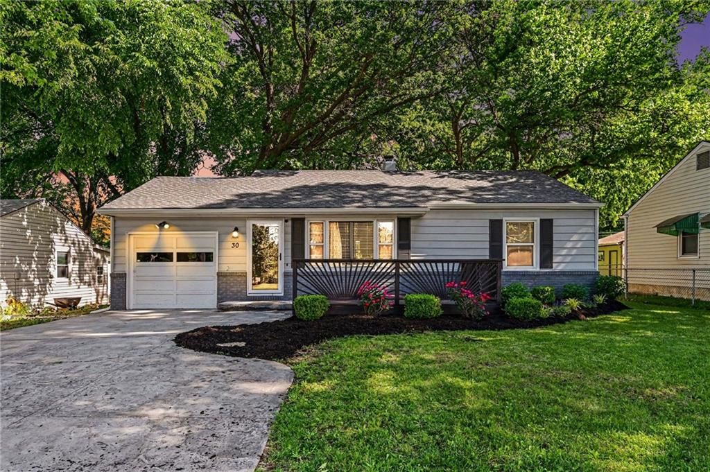 Photo of 30 S Village Drive, Liberty, MO 64068 (MLS # 2621287)