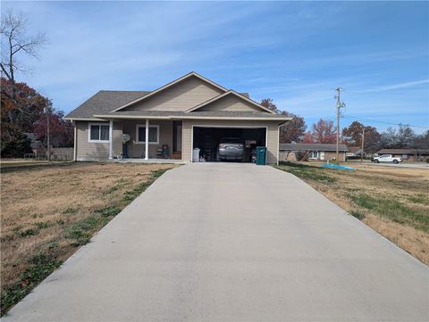 1201 S 29th Street, Parsons, KS 67357 - MLS#: 2592819