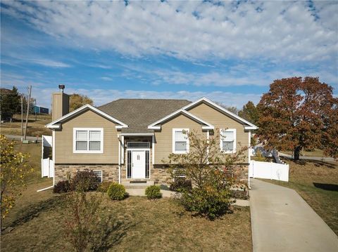 445 Redbud Court, Warrensburg, MO 64093 - #: 2516936