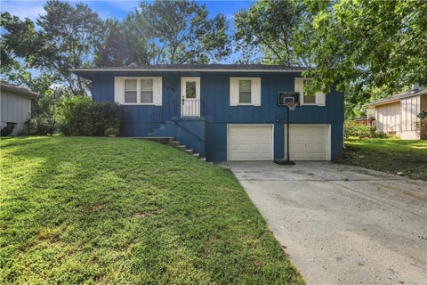 2206 S Park Avenue, Oak Grove, MO 64075 - MLS#: 2640186