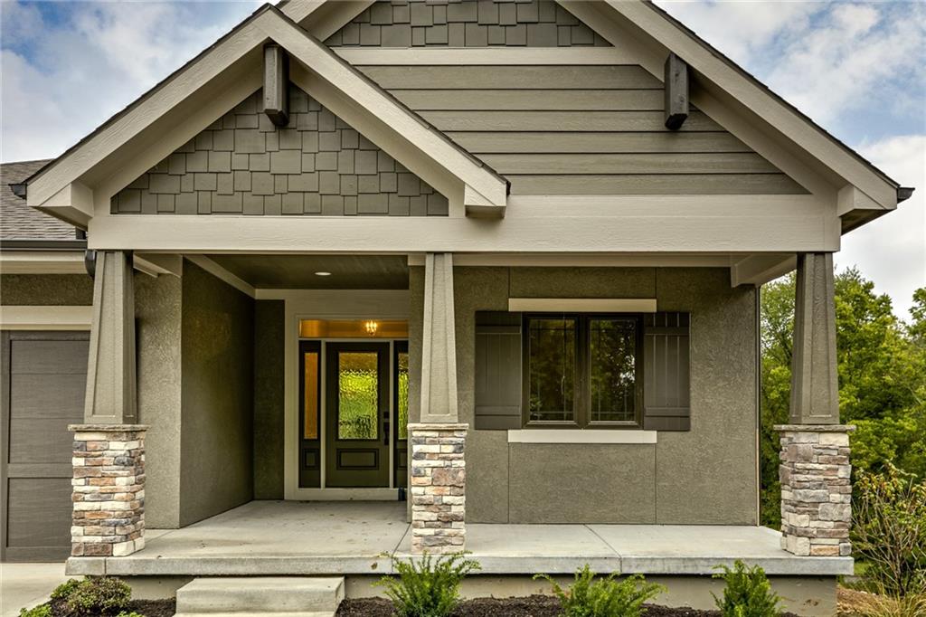 2411 W 177th Terrace