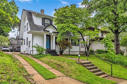 5445 Holmes Street Kansas City MO 64110