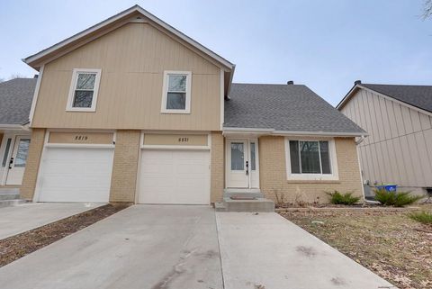 8821 Cottonwood Street, Lenexa, KS 66215 - #: 2531638