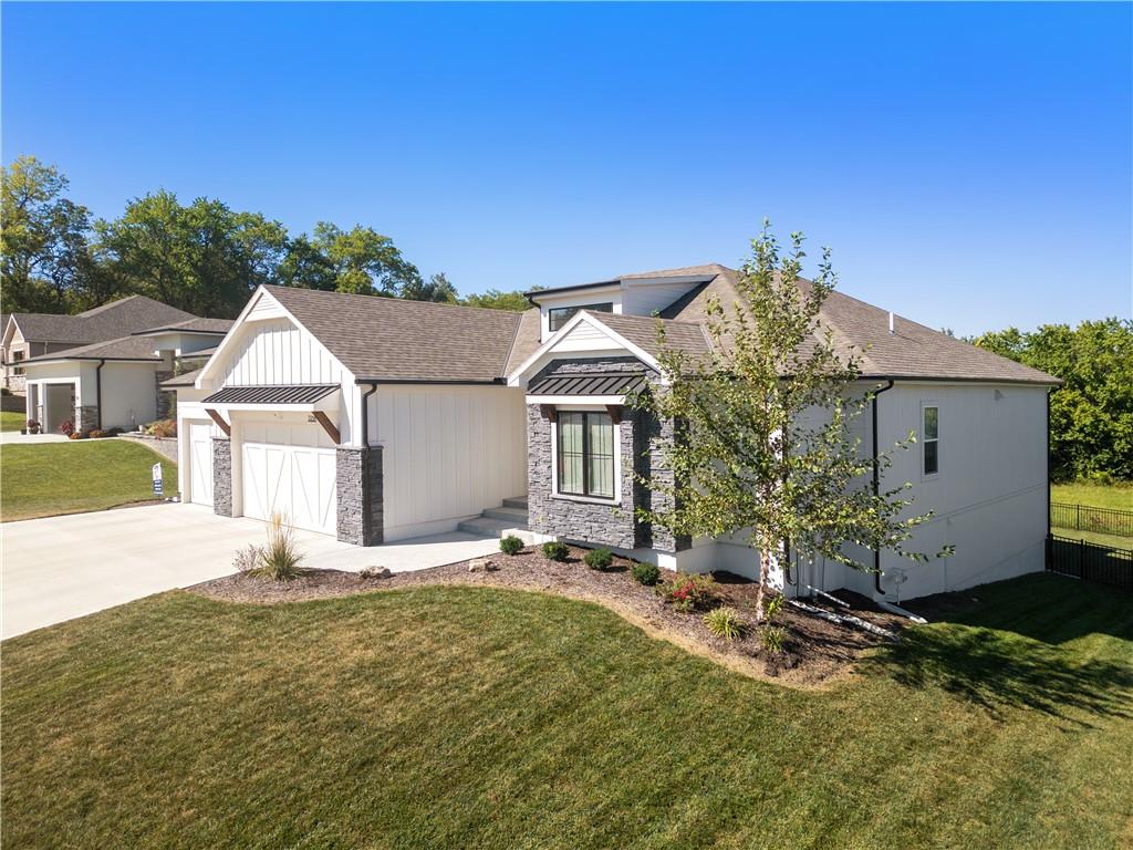3208 SW Saddlebred Terrace