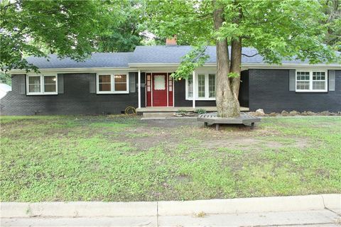 100 N Lincoln Street Erie KS 66733