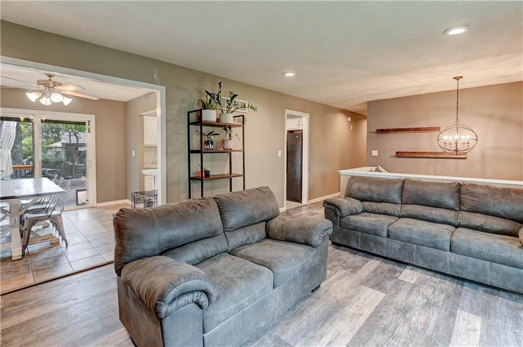 Blue Springs, Missouri 64014, United States, 3 Bedrooms Bedrooms, ,3 BathroomsBathrooms,Residential,Active,114244