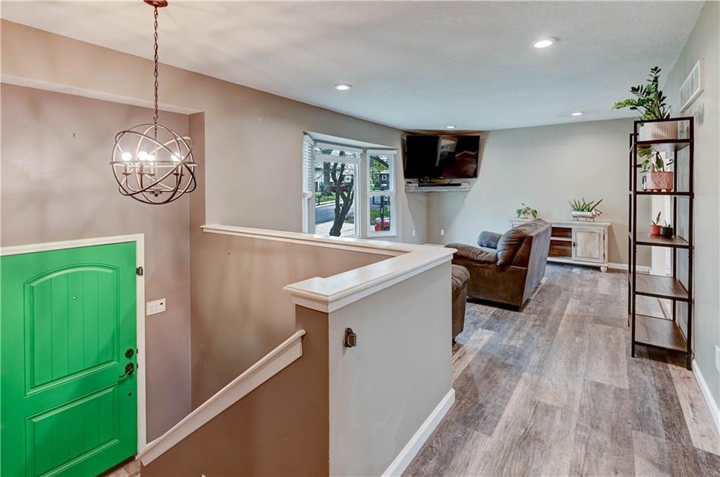 Blue Springs, Missouri 64014, United States, 3 Bedrooms Bedrooms, ,3 BathroomsBathrooms,Residential,Active,114244