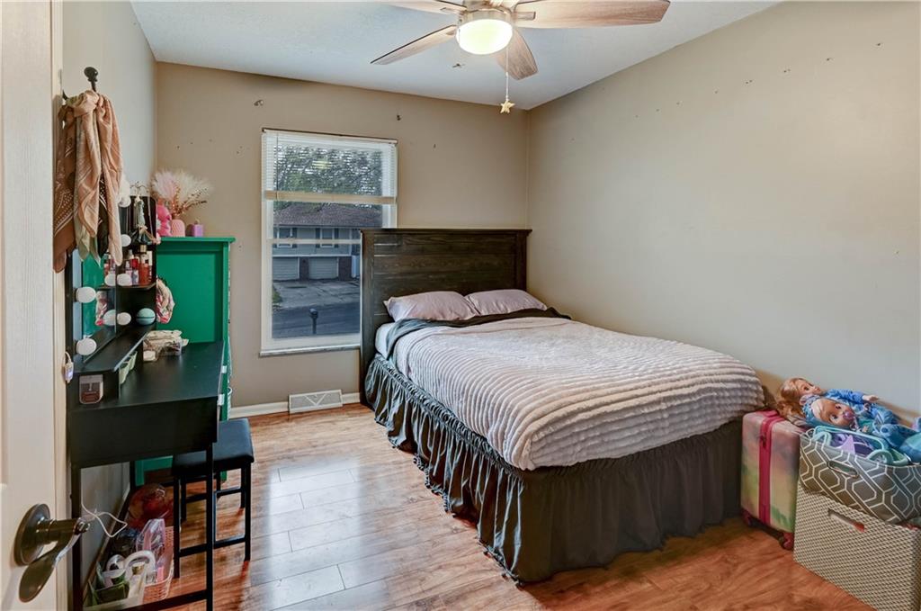 Blue Springs, Missouri 64014, United States, 3 Bedrooms Bedrooms, ,3 BathroomsBathrooms,Residential,Active,114244