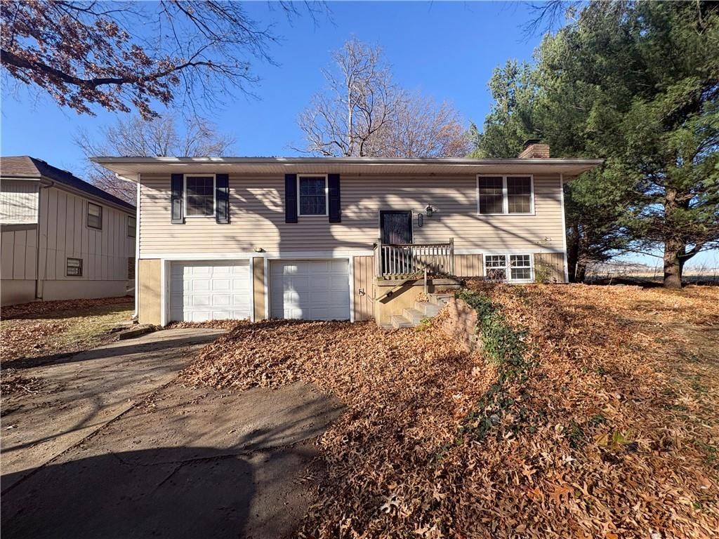 Photo of 19608 E 30th Street S, Independence, MO 64057 (MLS # 2592223)