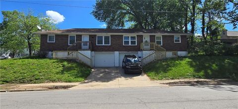 1301-1303 Topping Avenue Kansas City MO 64126