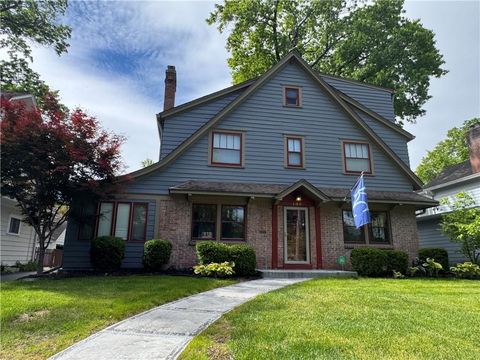 109 W 65th Street Kansas City MO 64113