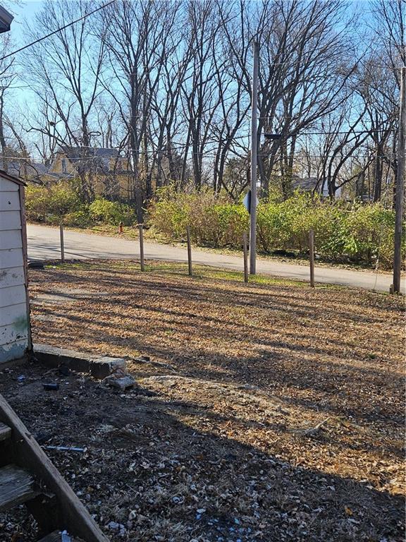 Kansas City, Missouri 64125, United States, 2 Bedrooms Bedrooms, ,1 BathroomBathrooms,Residential,Pending,25982