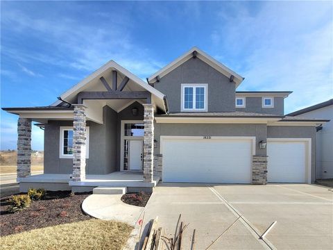 18221 Oakmont Street Overland Park KS 66013