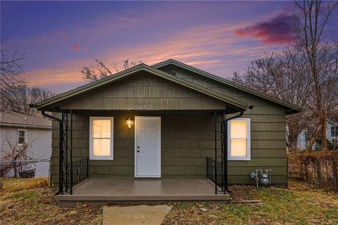 9615 E 18th Street Independence MO 64052