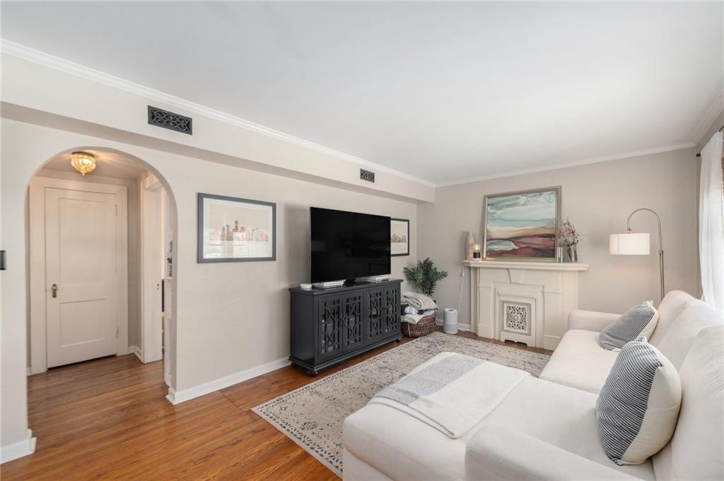 5925 Alhambra Street