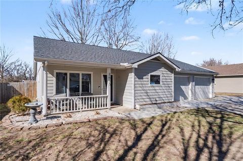 2613 Mayfair Drive Lawrence KS 66046