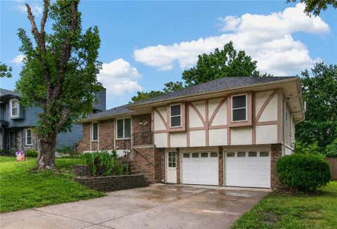 Photo of 3523 NE Stanton Street, Lees Summit, MO 64064 (MLS # 2637814)