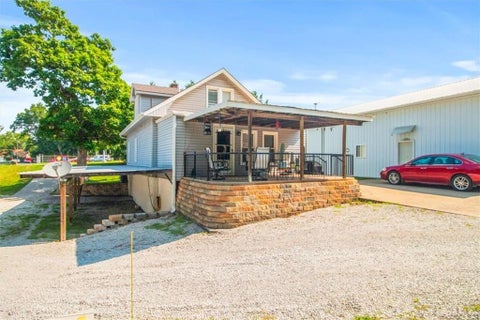 Photo of 207 W 23rd Street, Independence, MO 64055 (MLS # 2632190)