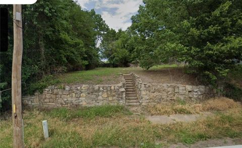 Photo of 1737 Greeley Avenue, Kansas City, KS 66104 (MLS # 2609347)