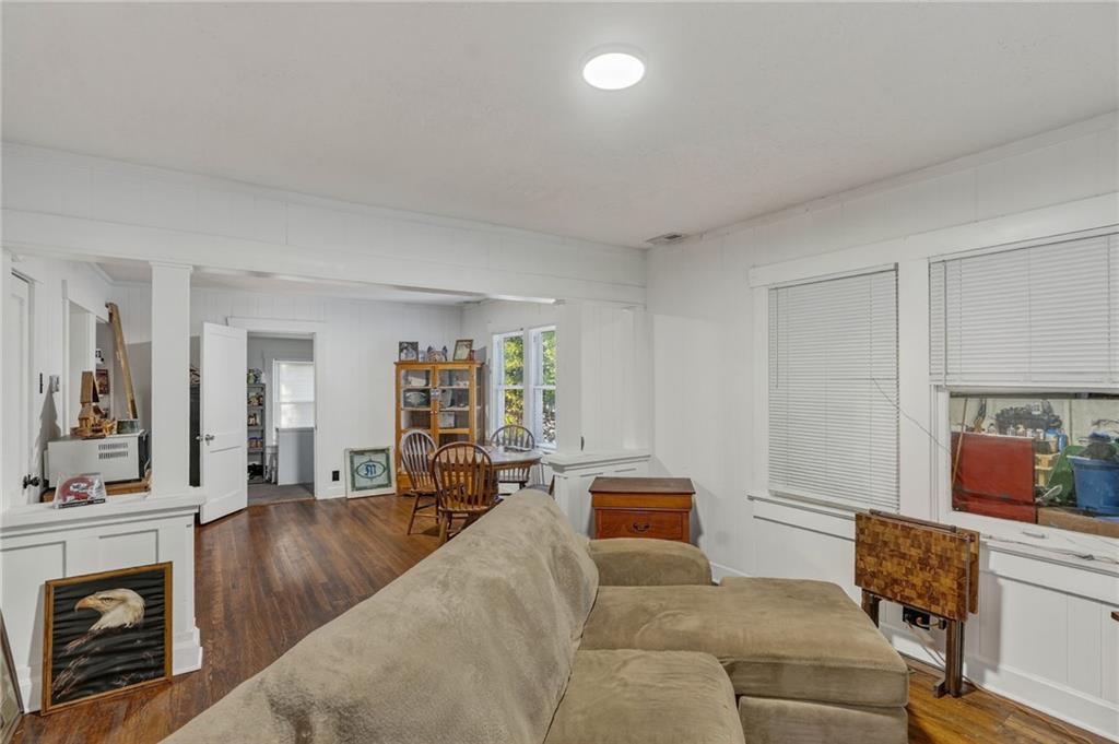 572 S Crescent Avenue