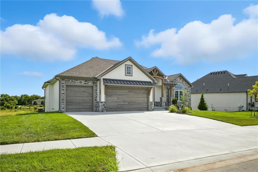 1807 Halls Creek Avenue