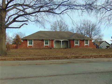 201 Johnston Drive, Raymore, MO 64083 - MLS#: 2603718